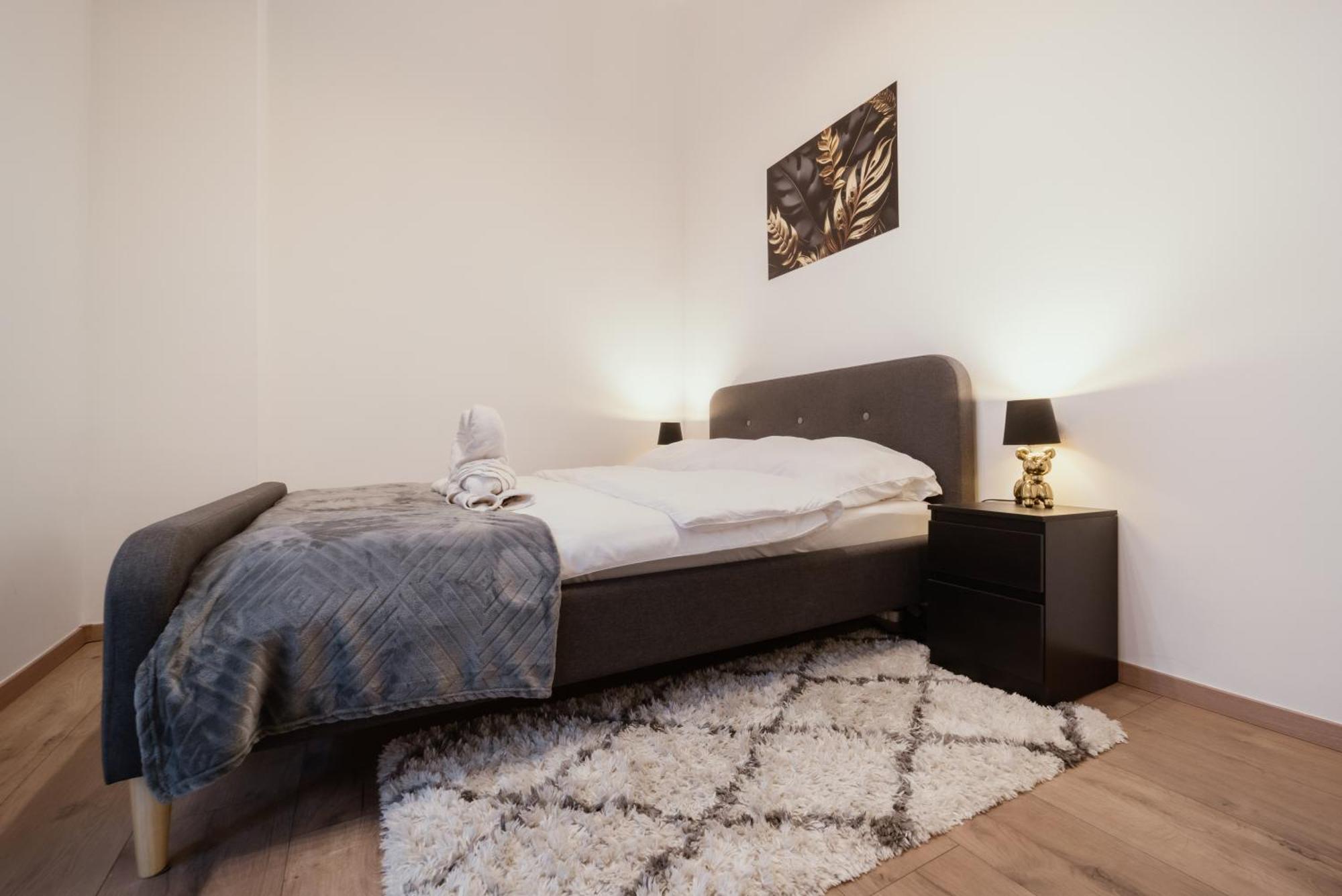 Modelia Apartment At Gellert Square Будапеща Екстериор снимка