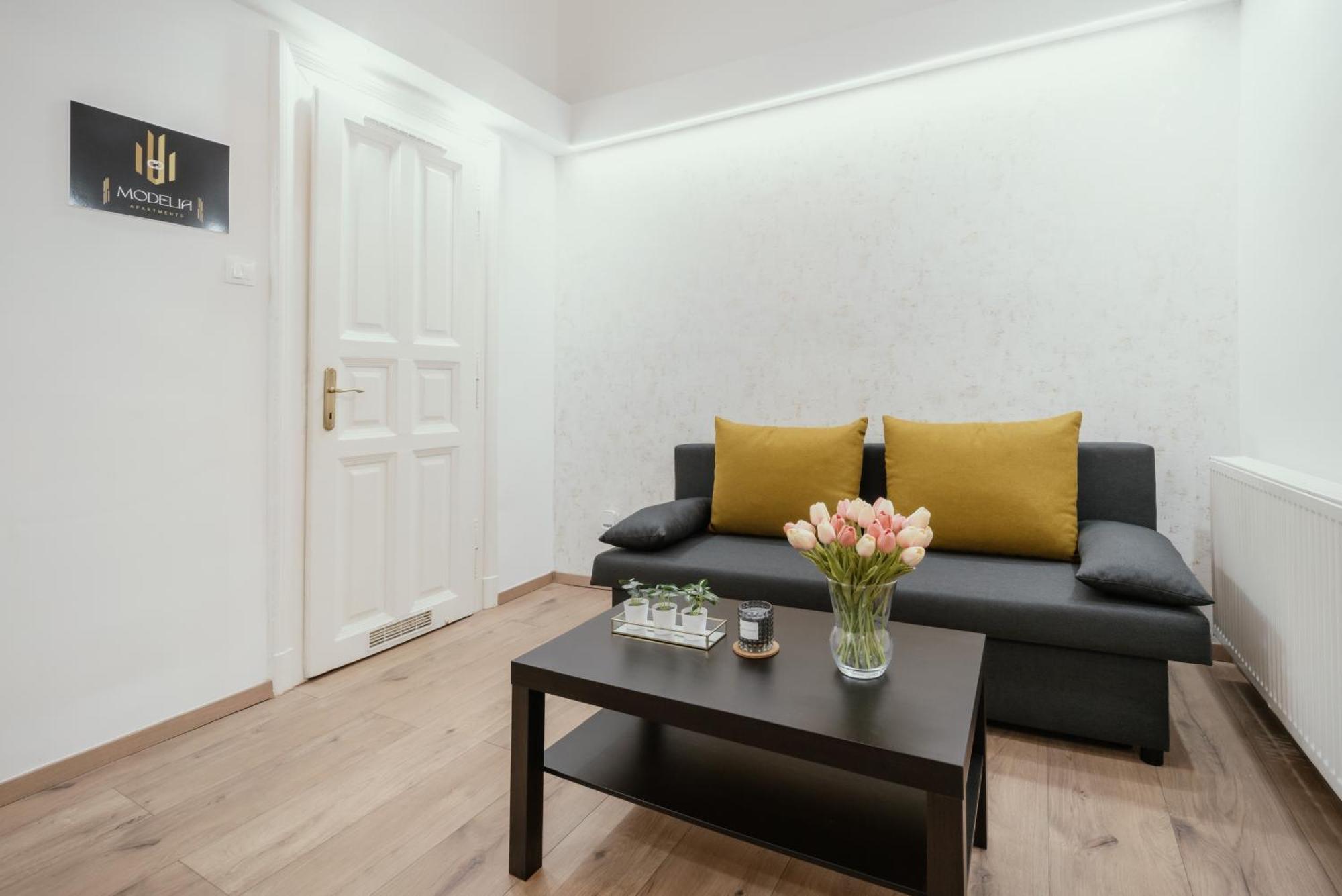 Modelia Apartment At Gellert Square Будапеща Екстериор снимка